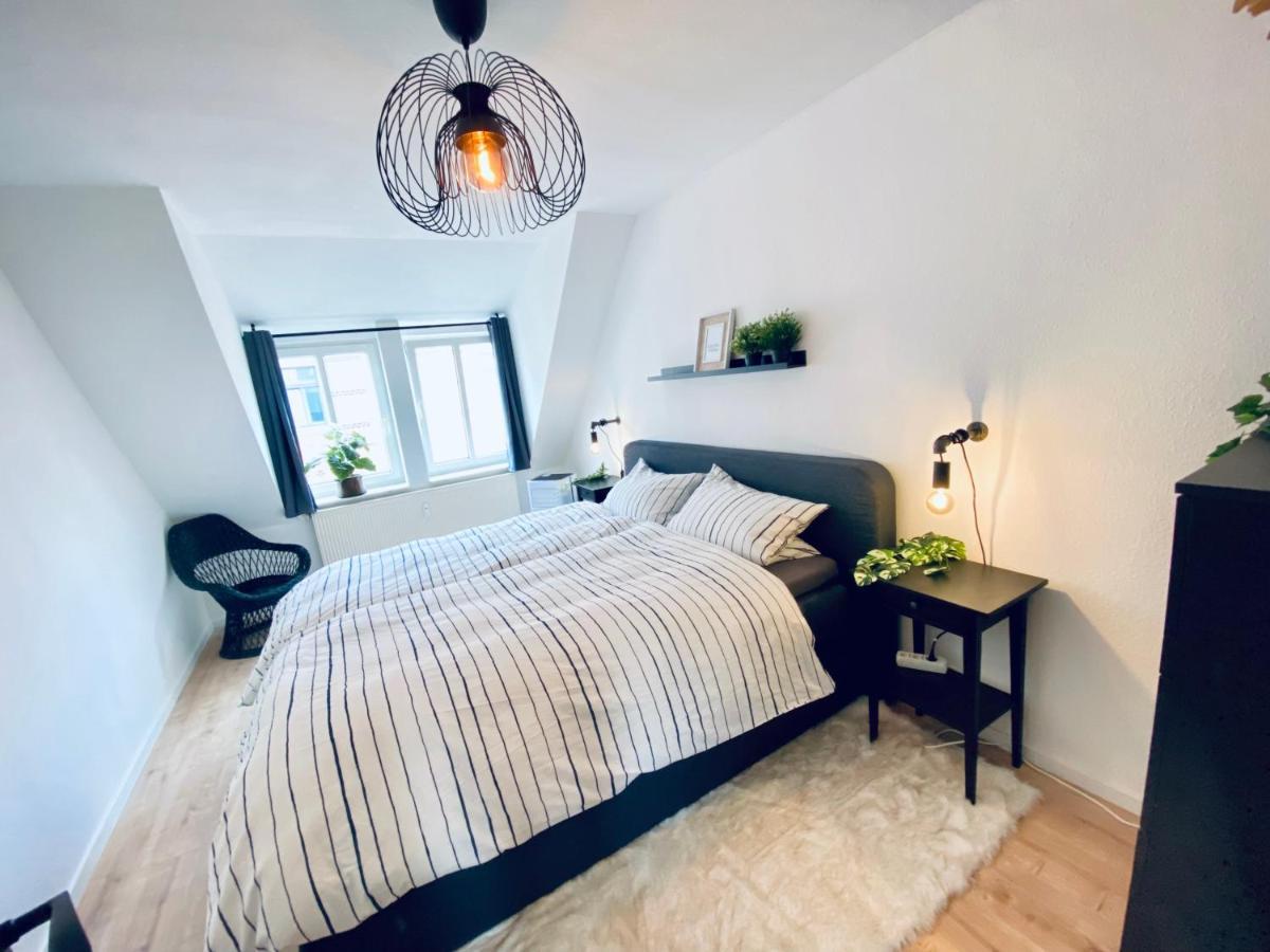 * 2Br Flat Near Karl-Heine-Kanal Leipzig Luaran gambar