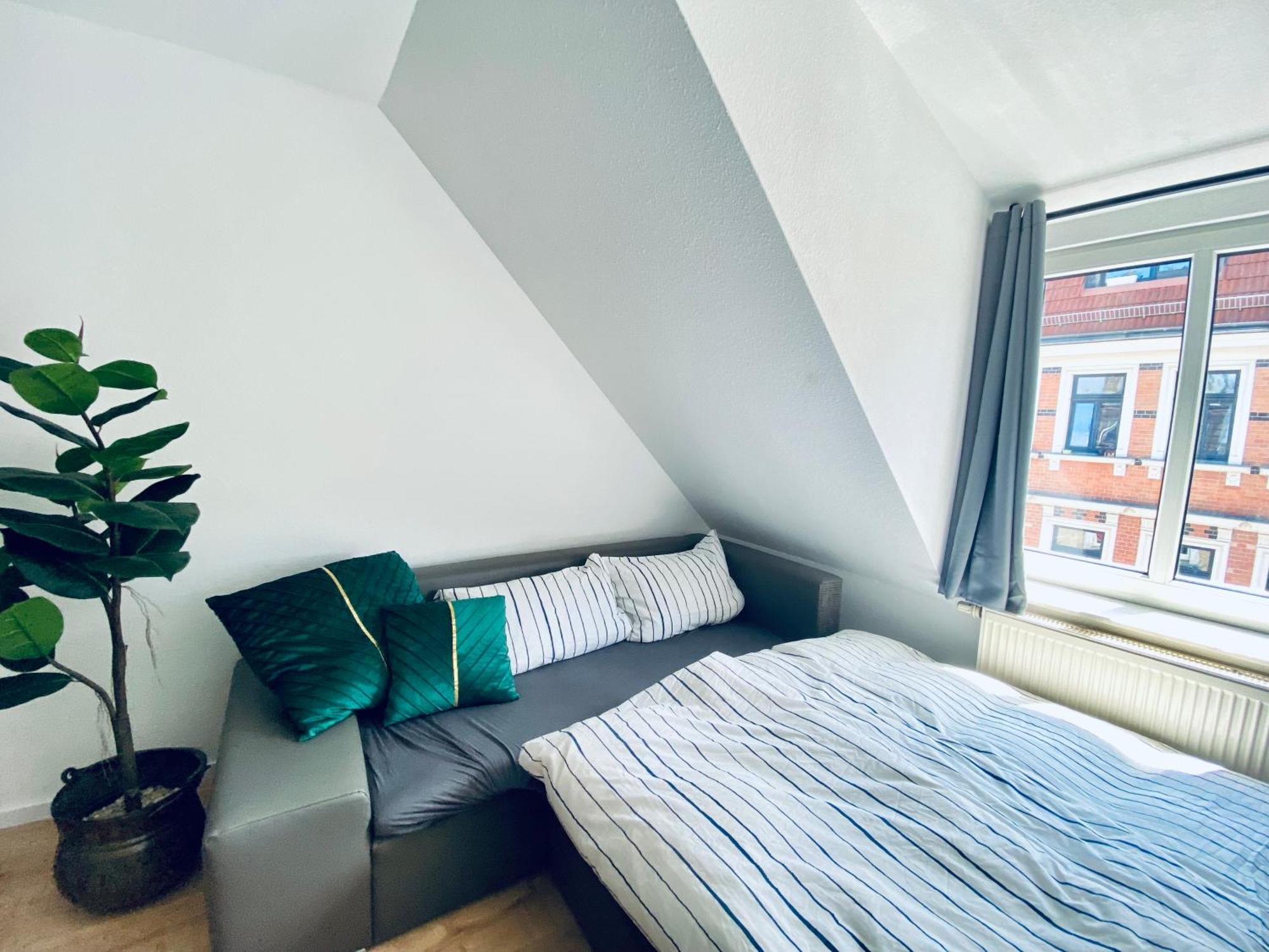 * 2Br Flat Near Karl-Heine-Kanal Leipzig Luaran gambar